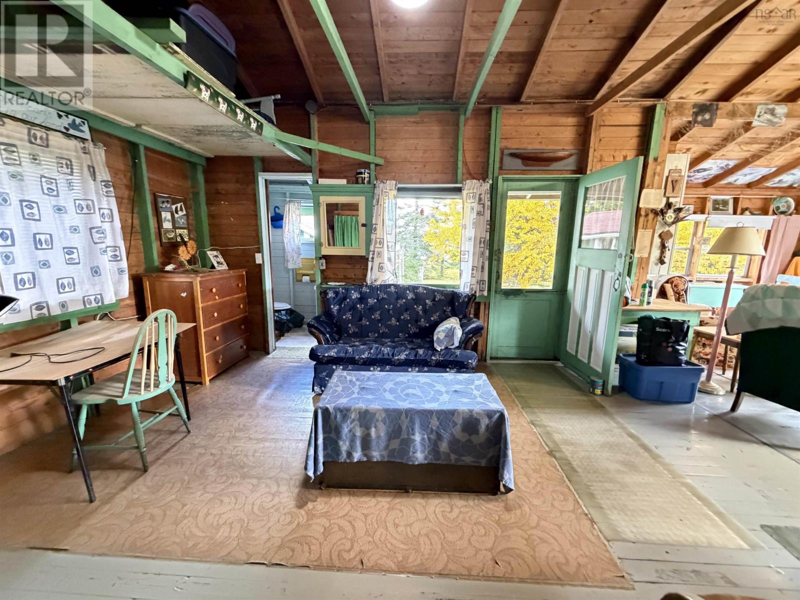 38 Burke Loop - 23