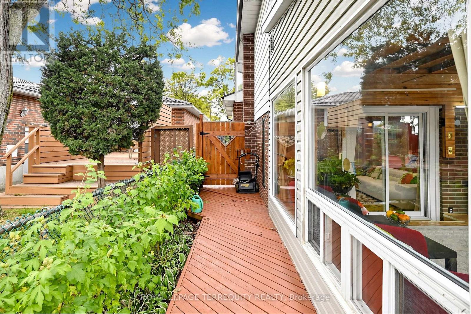 3253 Ibbetson Crescent, Mississauga, ON photo 23