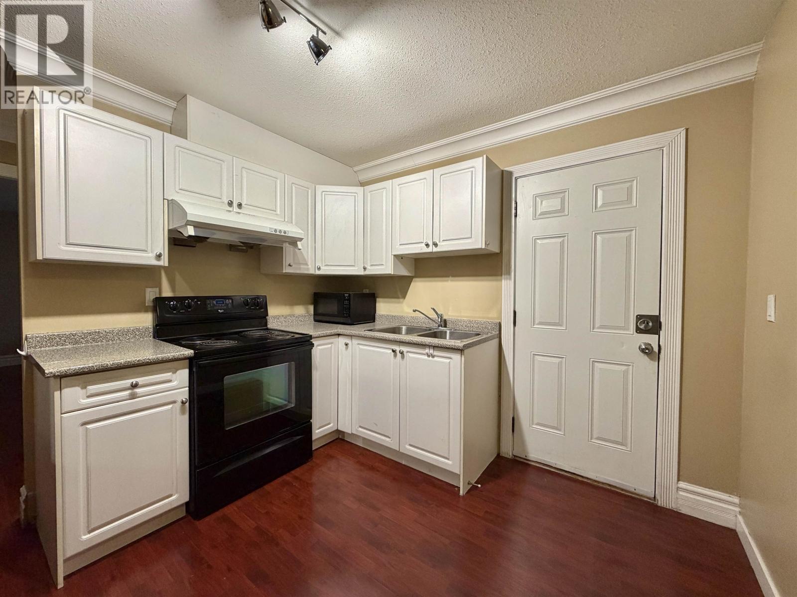1BD 7730 NELSON AVENUE, Burnaby