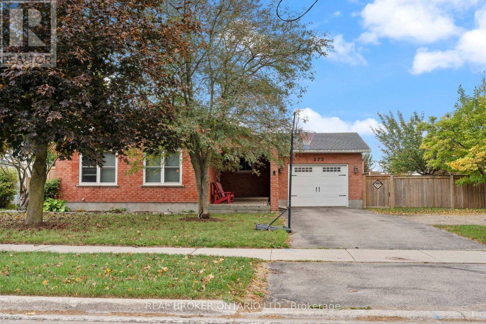 273 Colborne Street, Centre Wellington, ON photo 2