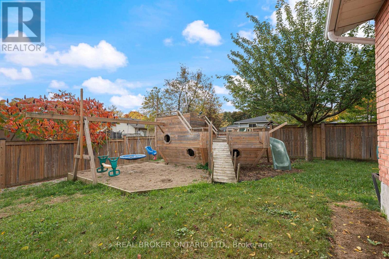 273 Colborne Street, Centre Wellington, ON photo 24