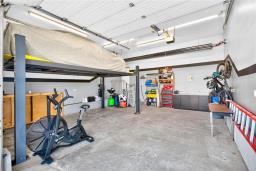 295 Kemp's Way, St Adolphe, MB R5A1C3 Photo 31
