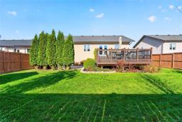 295 Kemp's Way, St Adolphe, MB R5A1C3 Photo 35