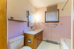421 Victoria Avenue E, Winnipeg, MB R2C0E9 Photo 11