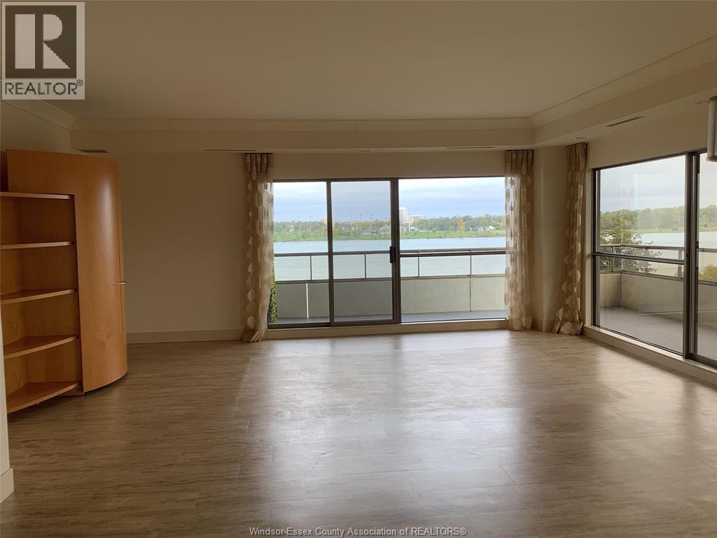 5151 RIVERSIDE DRIVE Unit# 503, Windsor — photo 2