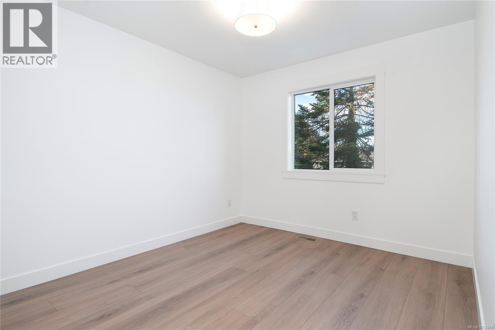 65 Barlow Rd - 26