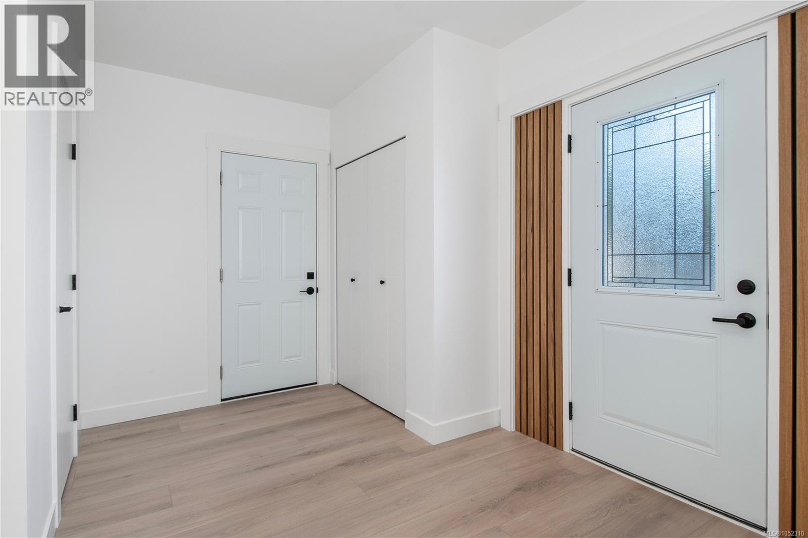 65 Barlow Rd - 7