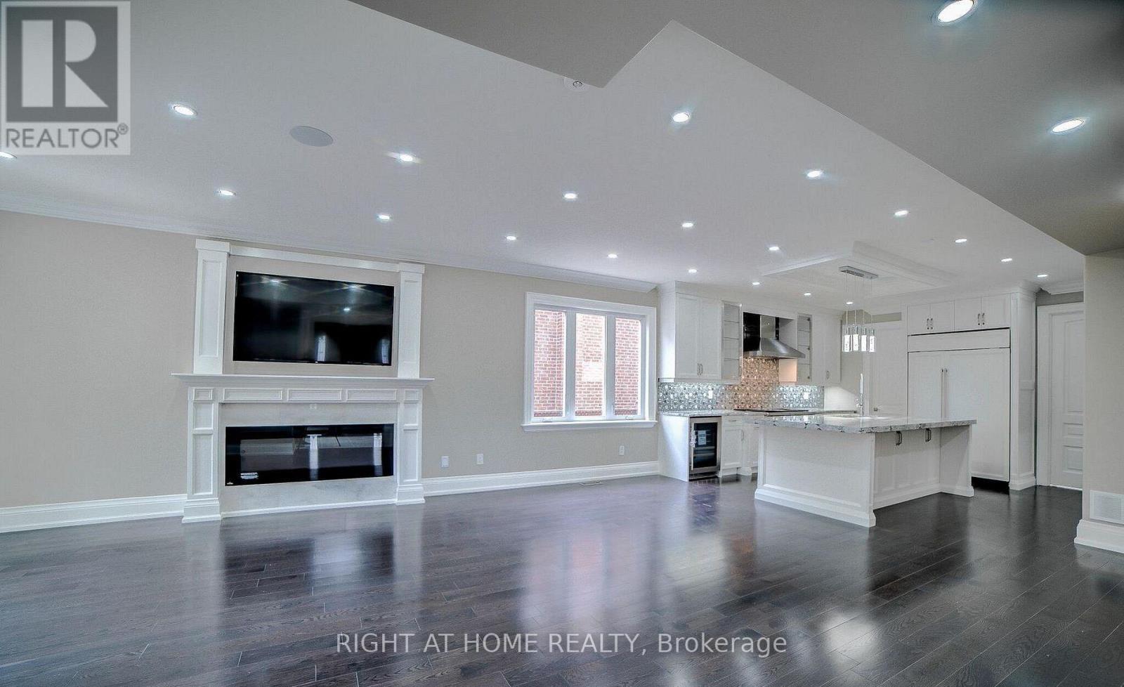53 EAGLEWOOD BOULEVARD - 8