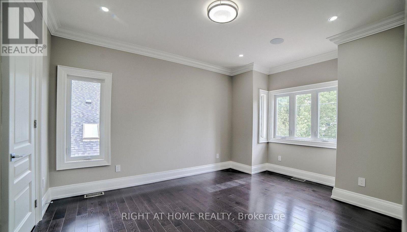 53 EAGLEWOOD BOULEVARD - 18