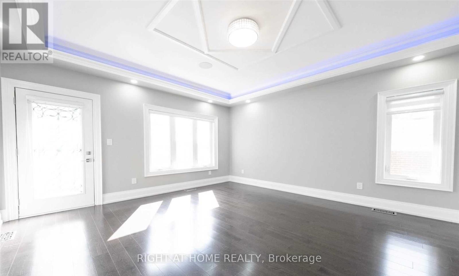53 EAGLEWOOD BOULEVARD - 20