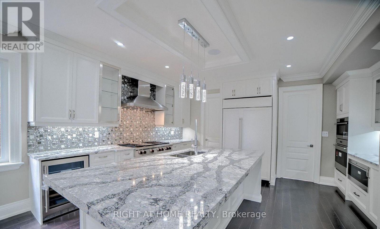 53 EAGLEWOOD BOULEVARD - 11