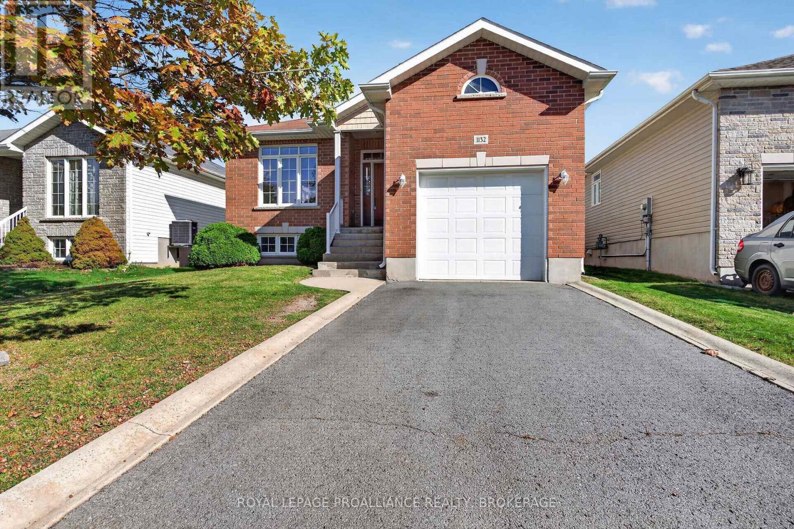 1132 HALIFAX DRIVE - 2
