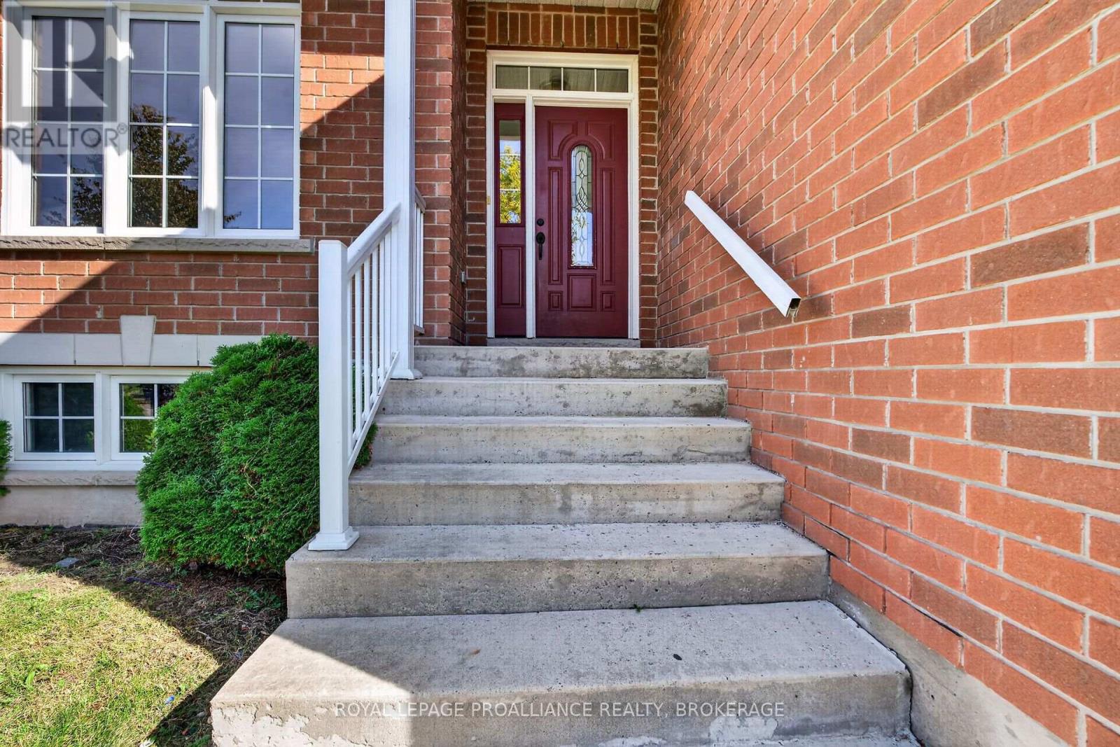 1132 HALIFAX DRIVE - 4