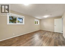 647 Redberry Road, Saskatoon, SK S7K4S4 Photo 21