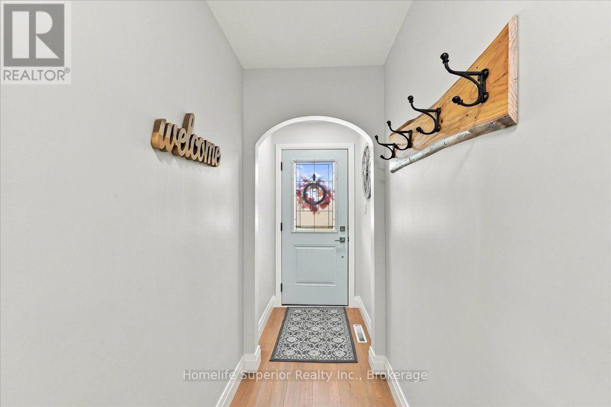 15 Coleman Drive, Quinte West, ON photo 3