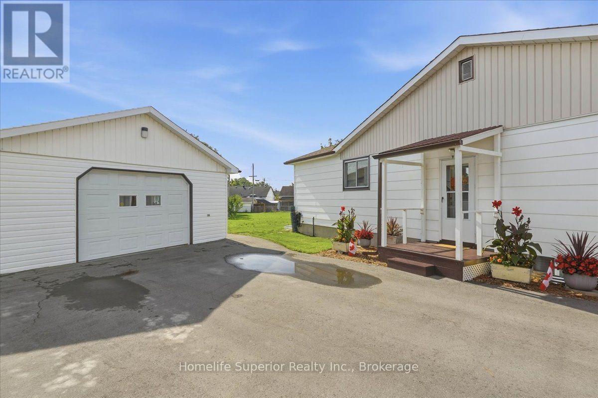 15 Coleman Drive, Quinte West, ON photo 41