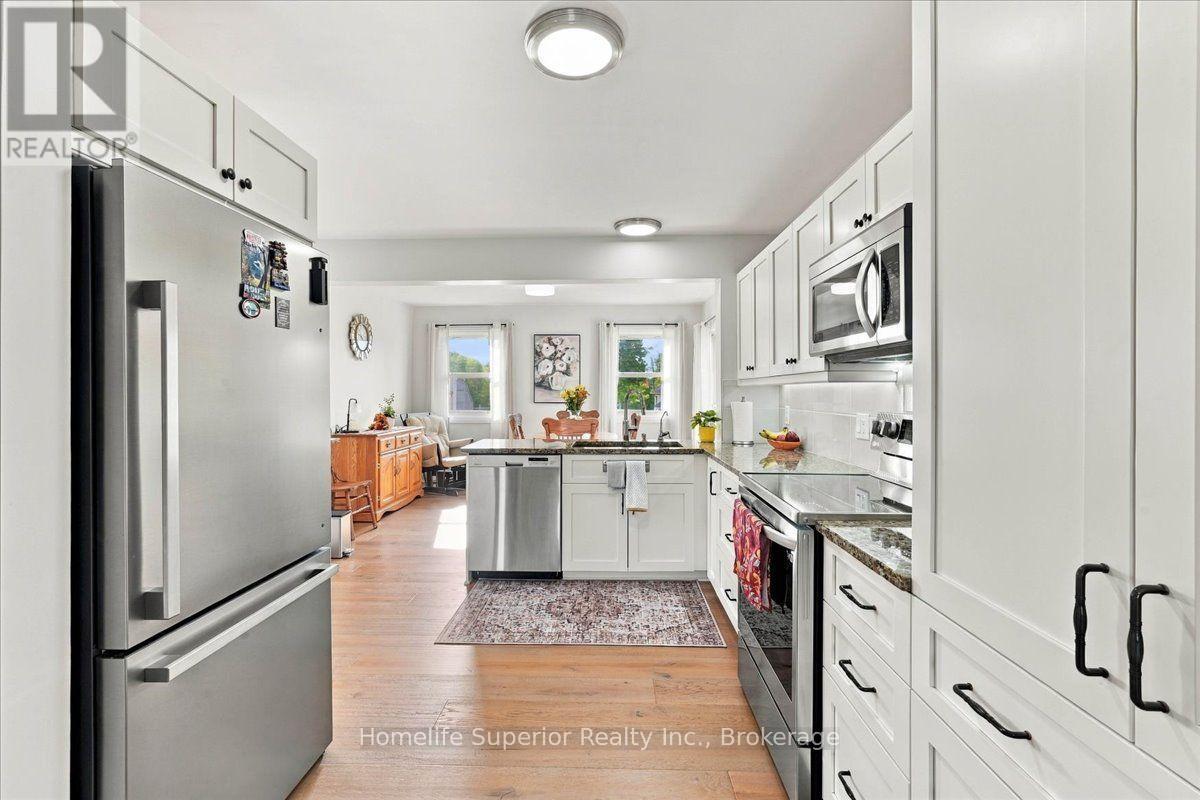 15 Coleman Drive, Quinte West, ON photo 6