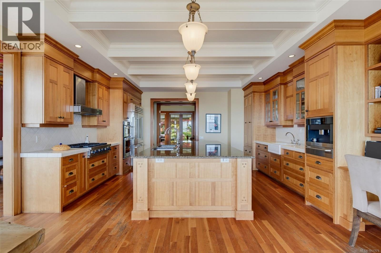  10487 Allbay Road, Sidney