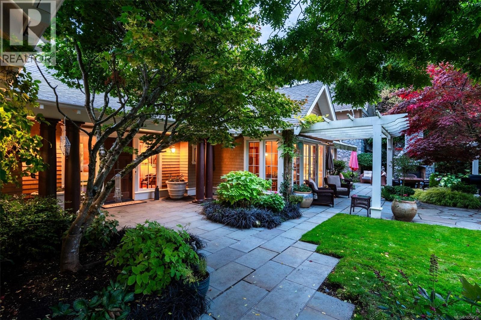  10487 Allbay Road, Sidney