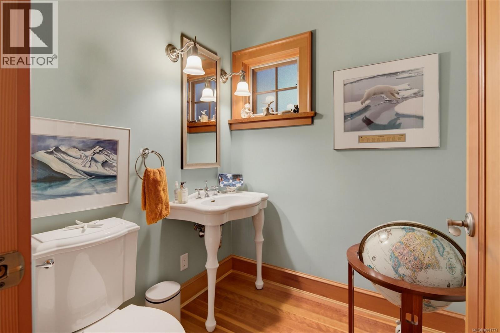  10487 Allbay Road, Sidney