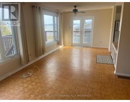 Foyer - 240 Elliott Street W, Temiskaming Shores, ON P0J1K0 Photo 11