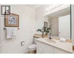 11248 Braeside Drive Sw, Calgary, AB T2W3E4 Photo 14