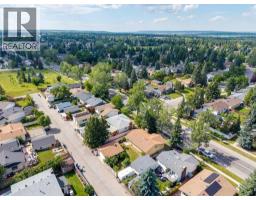 11248 Braeside Drive Sw, Calgary, AB T2W3E4 Photo 41