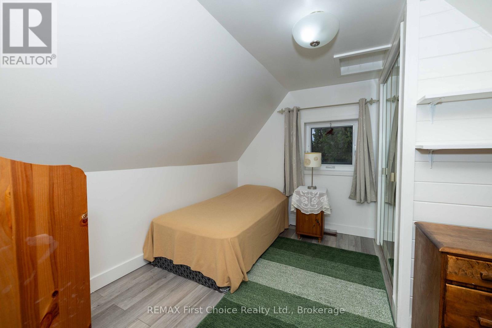 226 BALMORAL STREET - 19