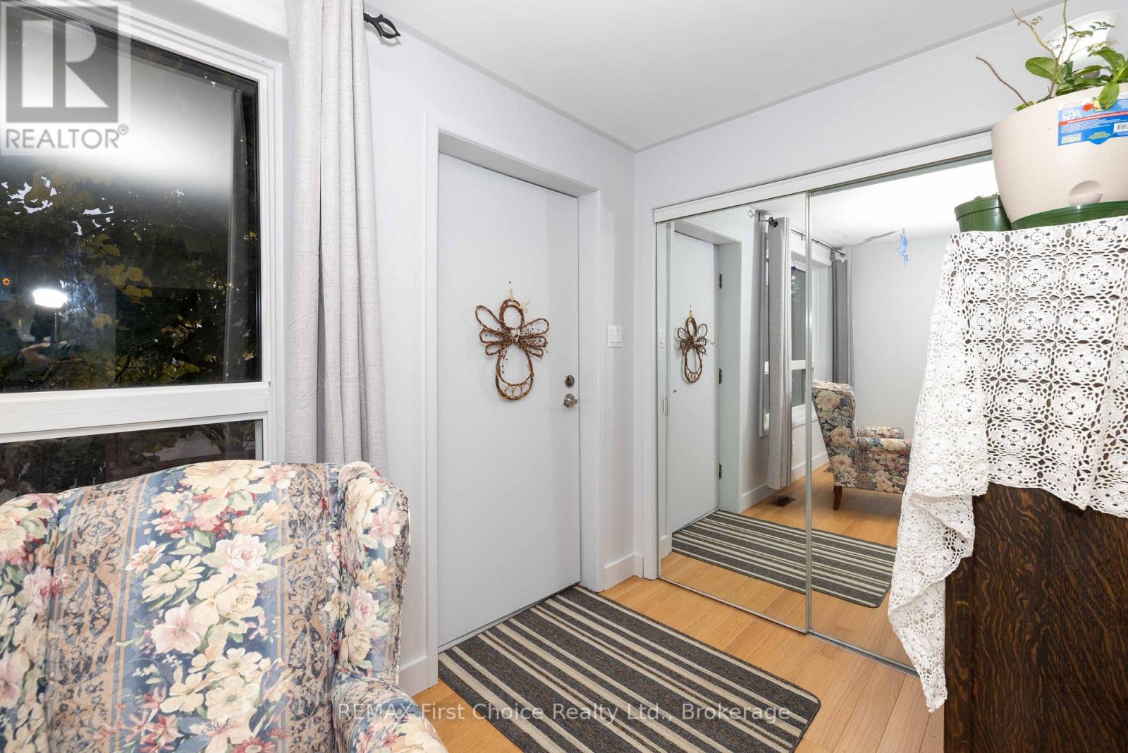 226 BALMORAL STREET - 7