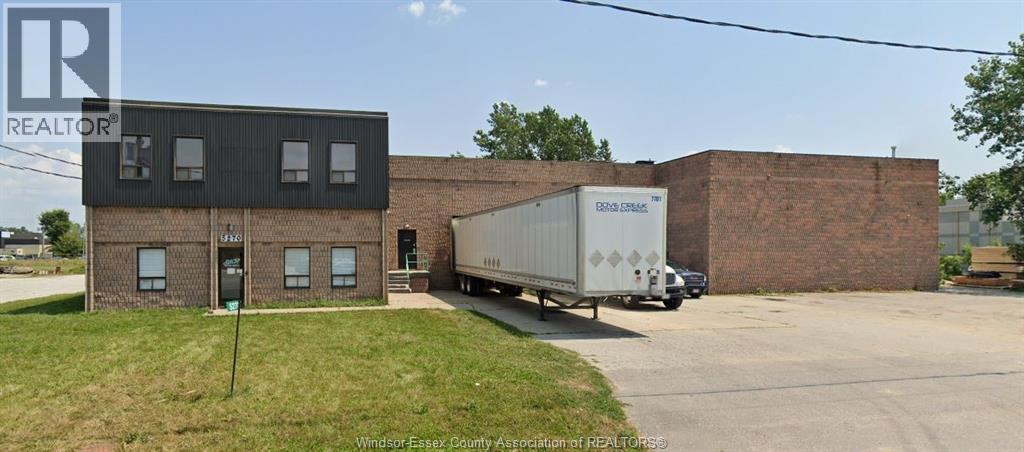 MLS# 26025595: 5270 BRENDAN Lane Unit# B, Tecumseh, Canada