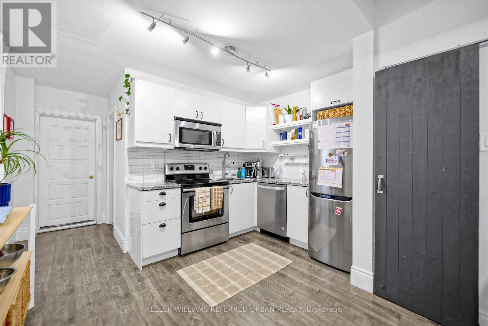 20 CONCORD AVENUE - 13