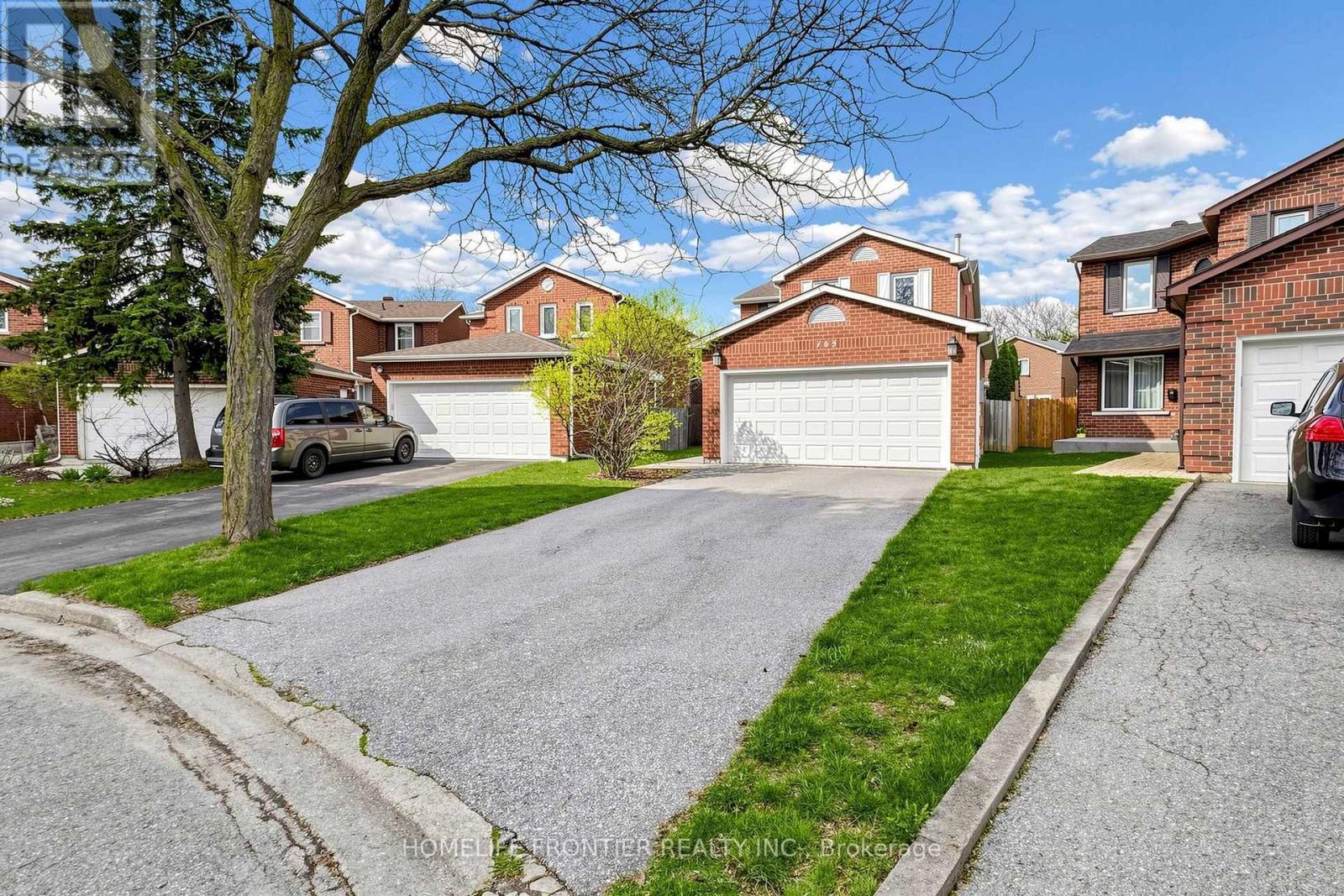 165 Frank Rivers Drive North, Toronto, ON photo 2