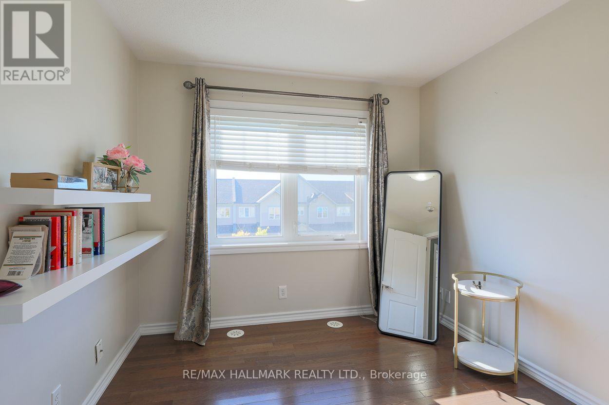 60 Nearco Crescent, Oshawa, ON photo 9