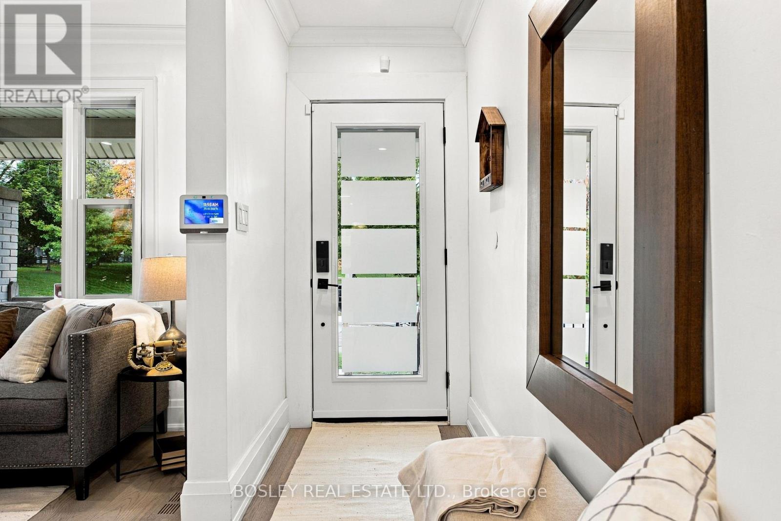 114 West Lynn Avenue, Toronto, ON photo 5