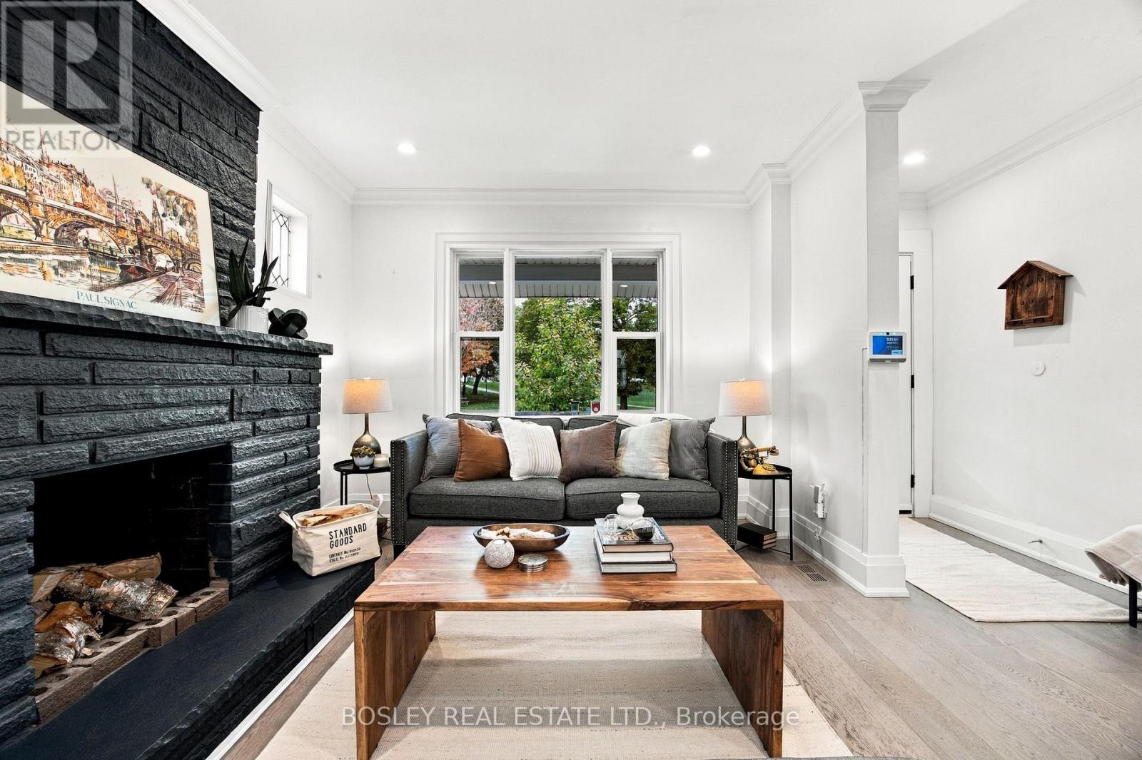 114 West Lynn Avenue, Toronto, ON photo 7