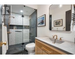 191 Deloraine Avenue, Toronto, ON M5M2B1 Photo 37