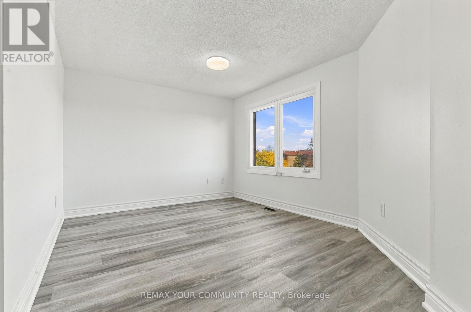 205 Hupfield Trail, Toronto, ON photo 20
