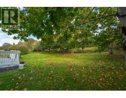 7 Pondside Hill thumbnail 11