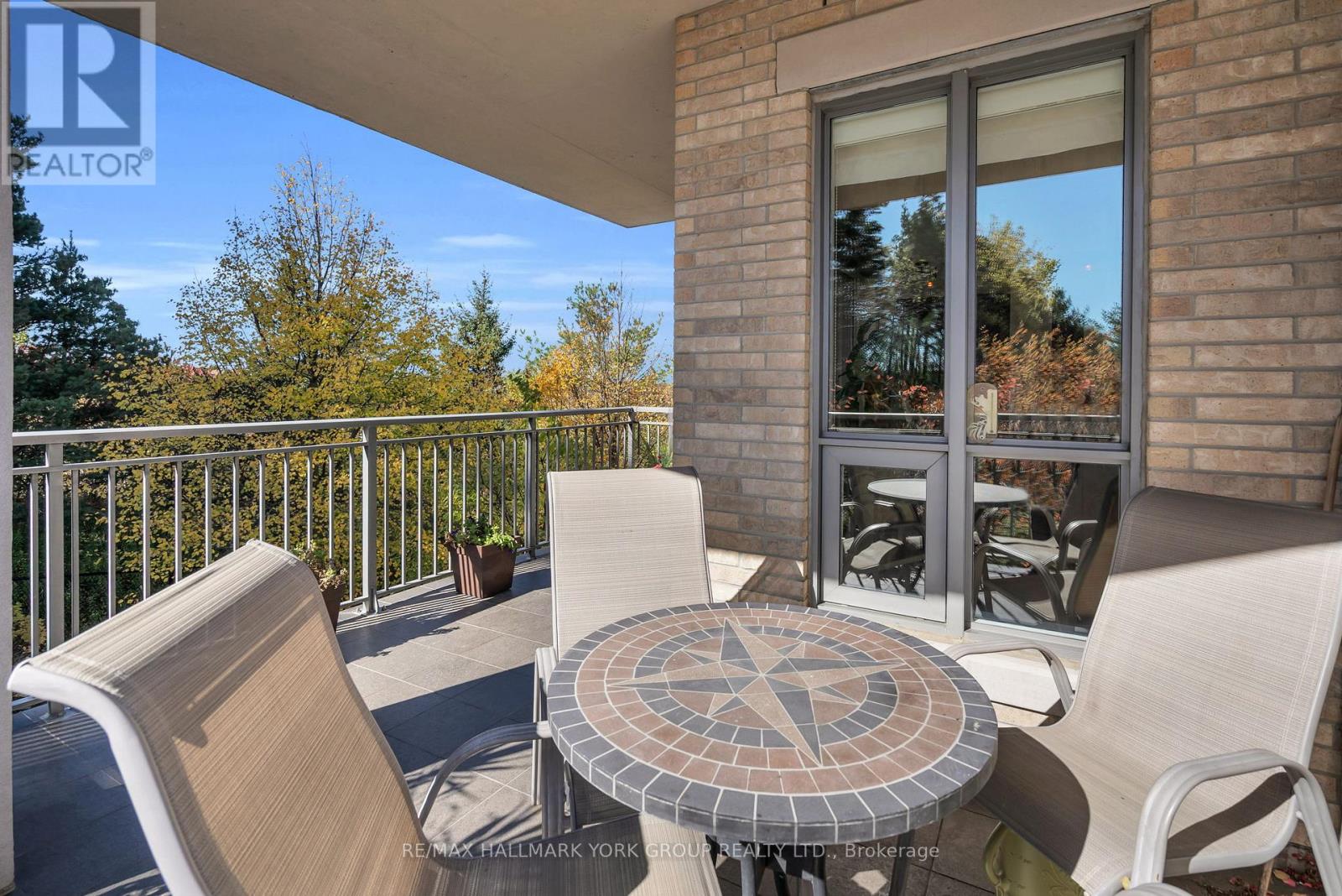 212- 180 John West Way, Aurora, ON photo 42