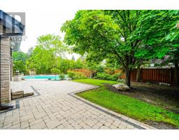 Kitchen - 186 Garden Avenue, Richmond Hill, ON L4C6M2 Photo 7