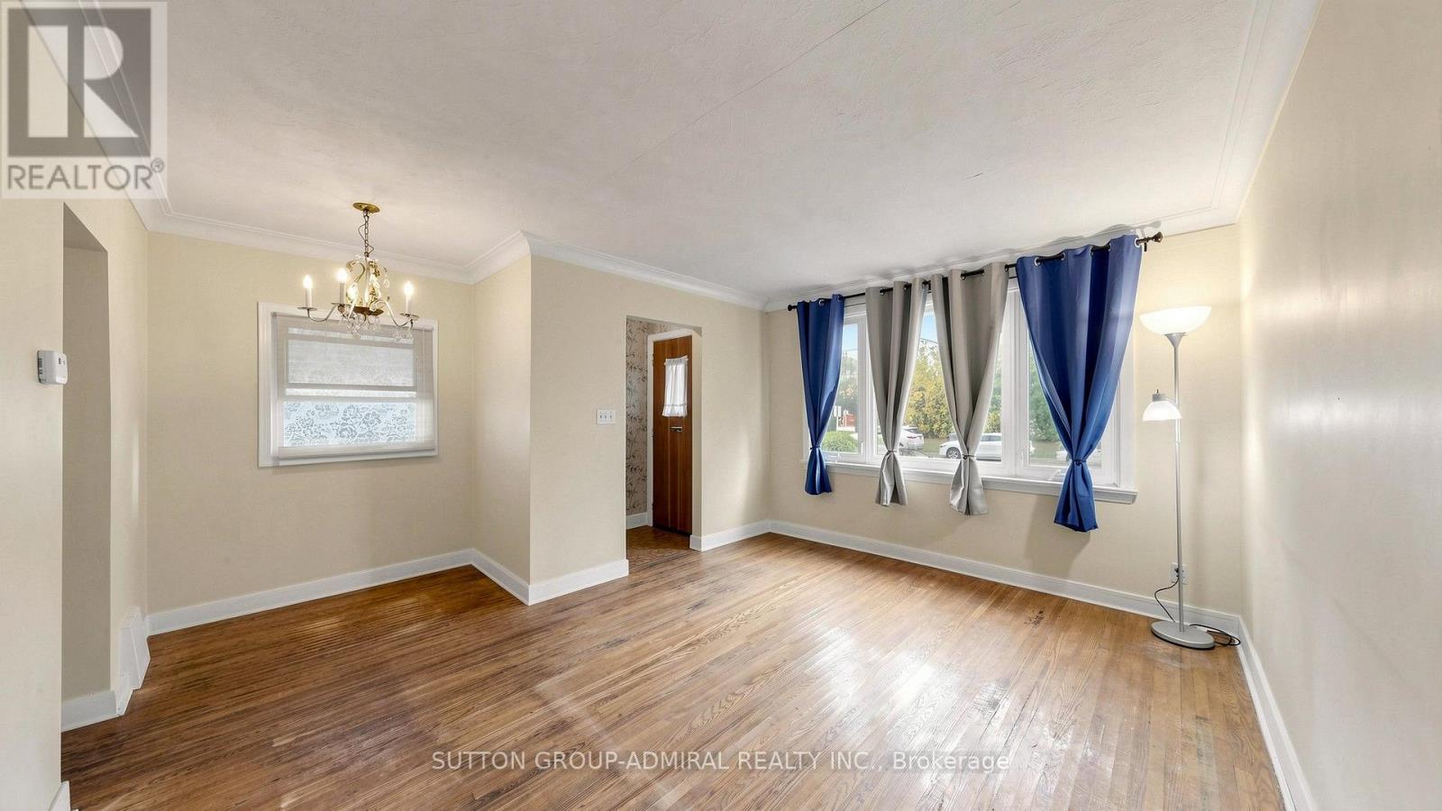 10 Highland Park Boulevard, Markham, ON photo 10