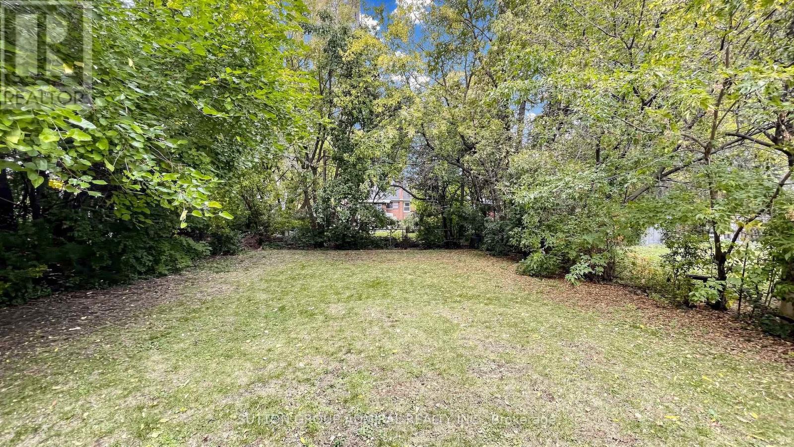 10 Highland Park Boulevard, Markham, ON photo 42