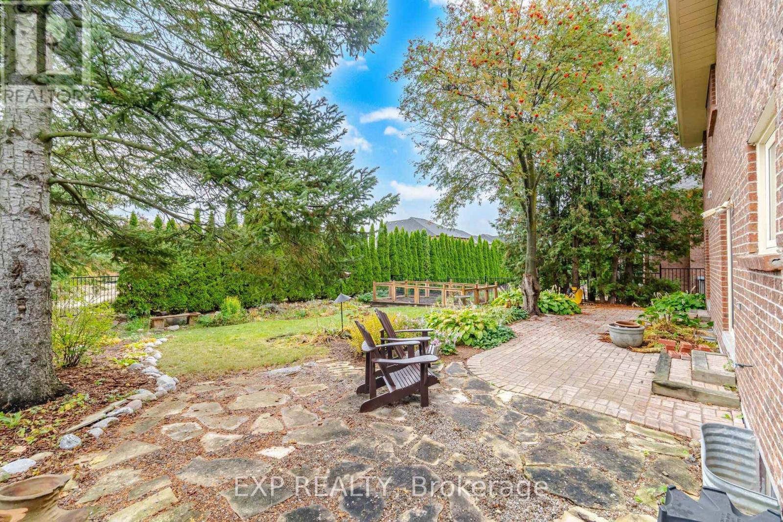20 Devlin Place, Aurora, ON photo 27