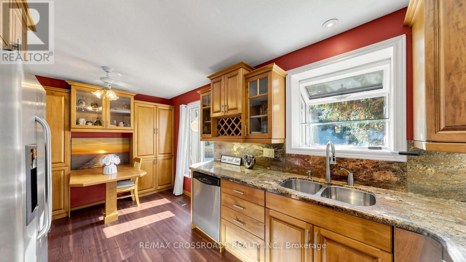 27 Hagerman Boulevard, Markham, ON photo 10