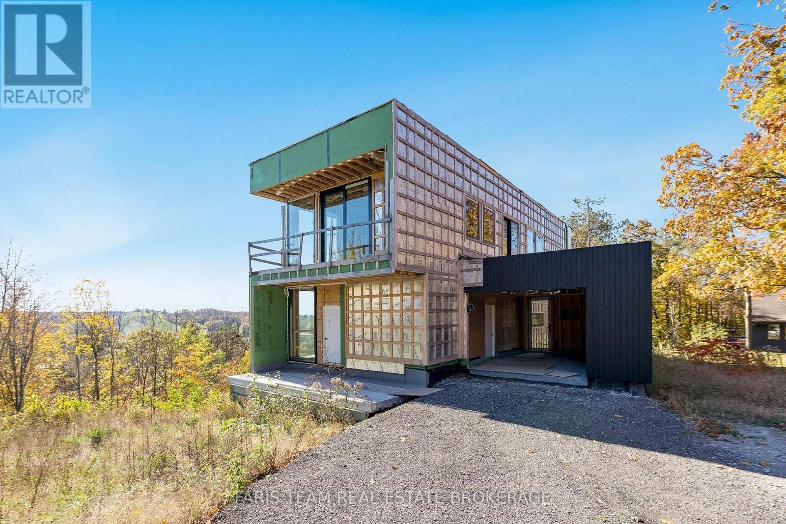 11 Pine Point, Oro-Medonte, ON photo 1