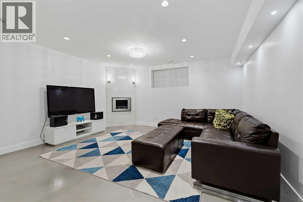 2030 25 Street SW, Calgary — photo 31