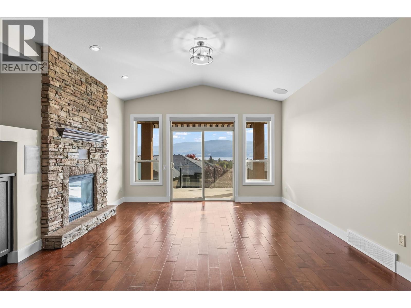 3804 Siringo Lane, Westbank - Image 1