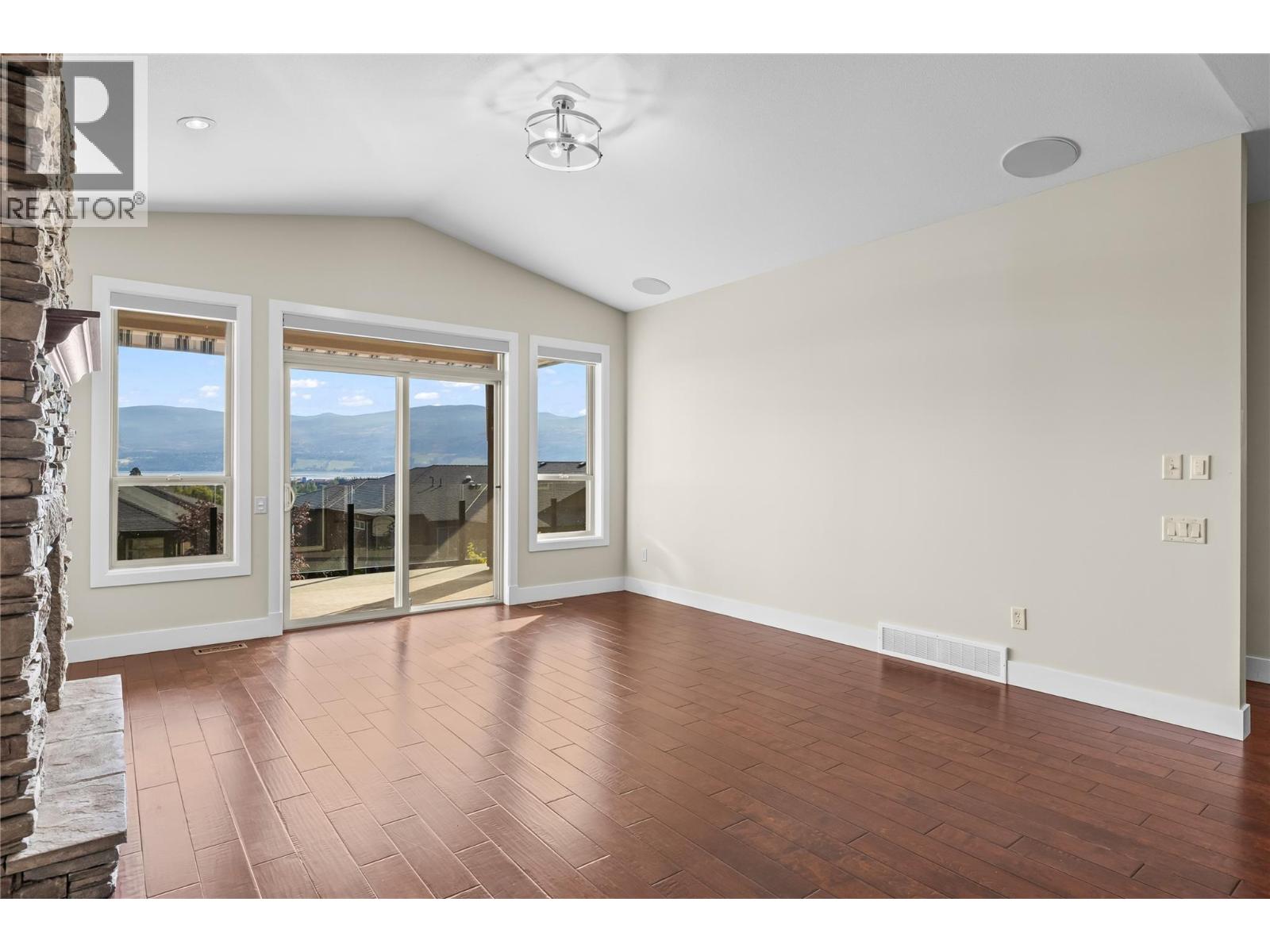 3804 Siringo Lane, Westbank - Image 1