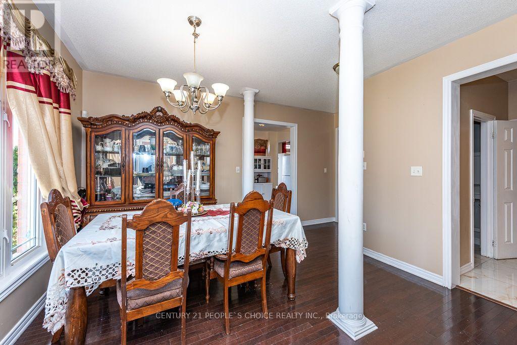 1 Bouvier Gate, Brampton, ON photo 10