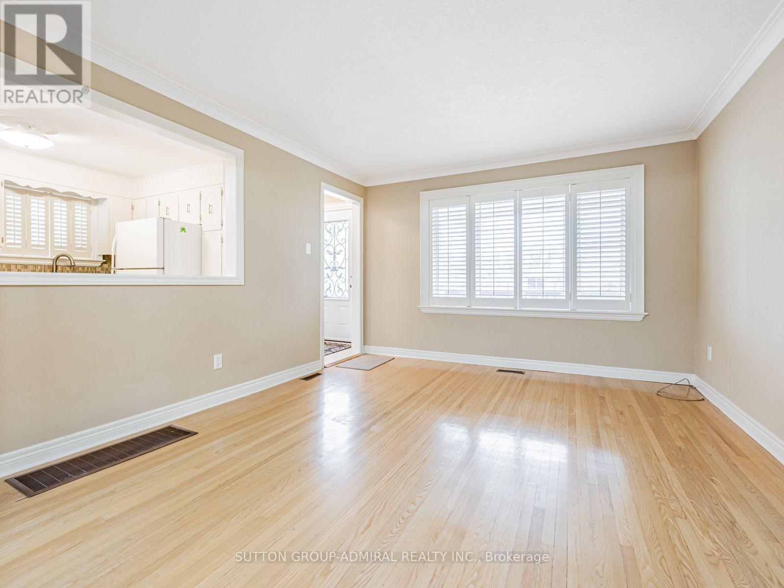159 Spalding photo 5